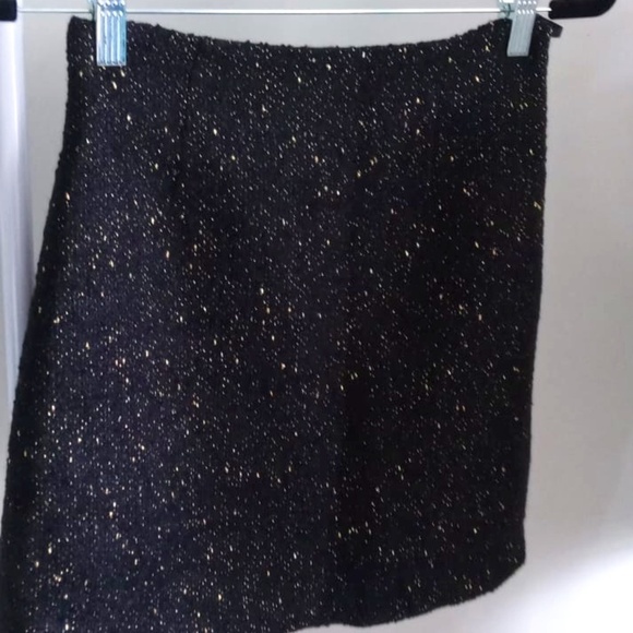 Aritzia Babaton  Little Tweed Skirt Size 4 - Picture 3 of 6
